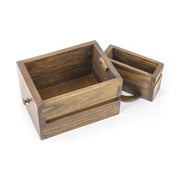 Mahagónifából készült bútor fiókok.