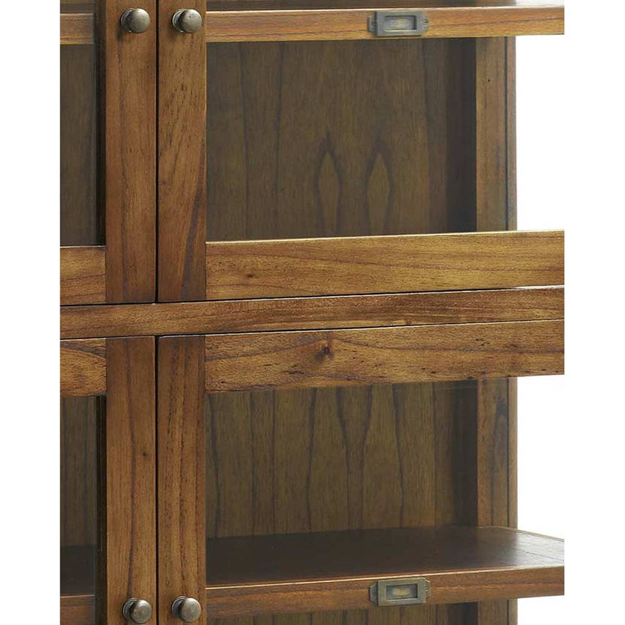 Loft stílusú, mindifából készült kézműves vitrines tárolószekrény fogantyúi.