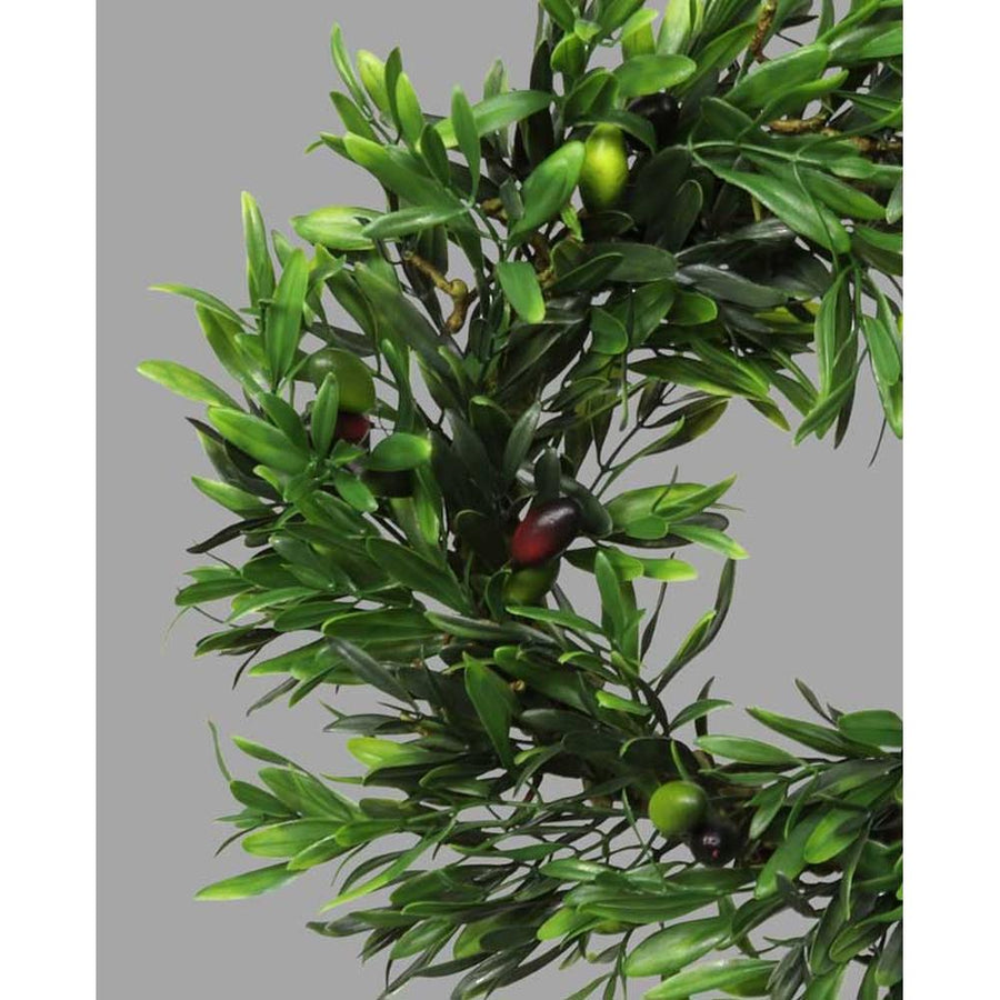 Mű olíva koszorú, 12 darab zöld és sötétbordó színárnyalatú olajbogyóval .