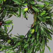 Mű olíva koszorú, 12 darab zöld és sötétbordó színárnyalatú olajbogyóval .