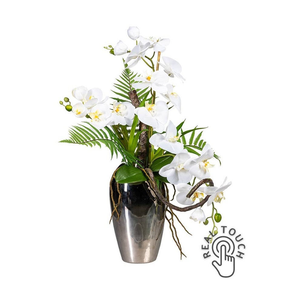 Fehér színű mű orchidea kompozíció, ezüst színű fém vázában.