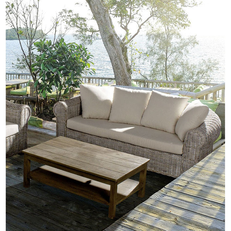 Prémium kategóriás, mediterrán stílusú 3 személyes rattan kanapé tört fehér párnákkal