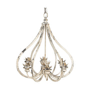 Shabby Chic stílusú, 63 cm hosszú és 72 cm magas, levelekkel díszített, antikolt krémszínű, hatkarú fém csillár.