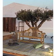 Angol vidéki stílusú, natúr színű teakfából készült kerti pad.