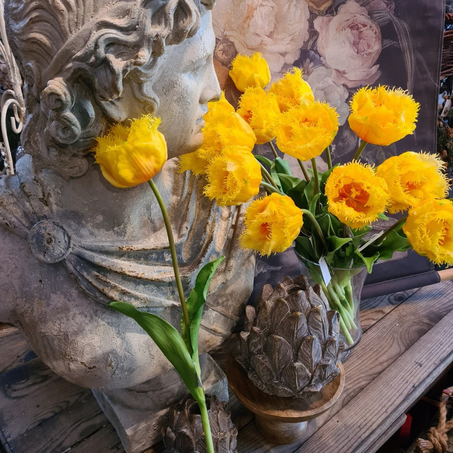 Élethű megjelenésű, Real Touch hatású, sárga színű, rojtos tulipán művirág.