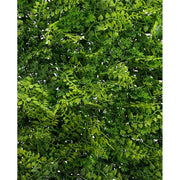 Élethű mű páfránylevelekből és mohákból készült, 50 cm hosszú és 50 cm széles, UV álló mesterséges növényfal panel.