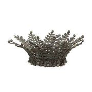 Vintage stílusú, antikolt felületű, fém virágokkal és levelekkel díszített antik réz színű gyertyatartó tálca